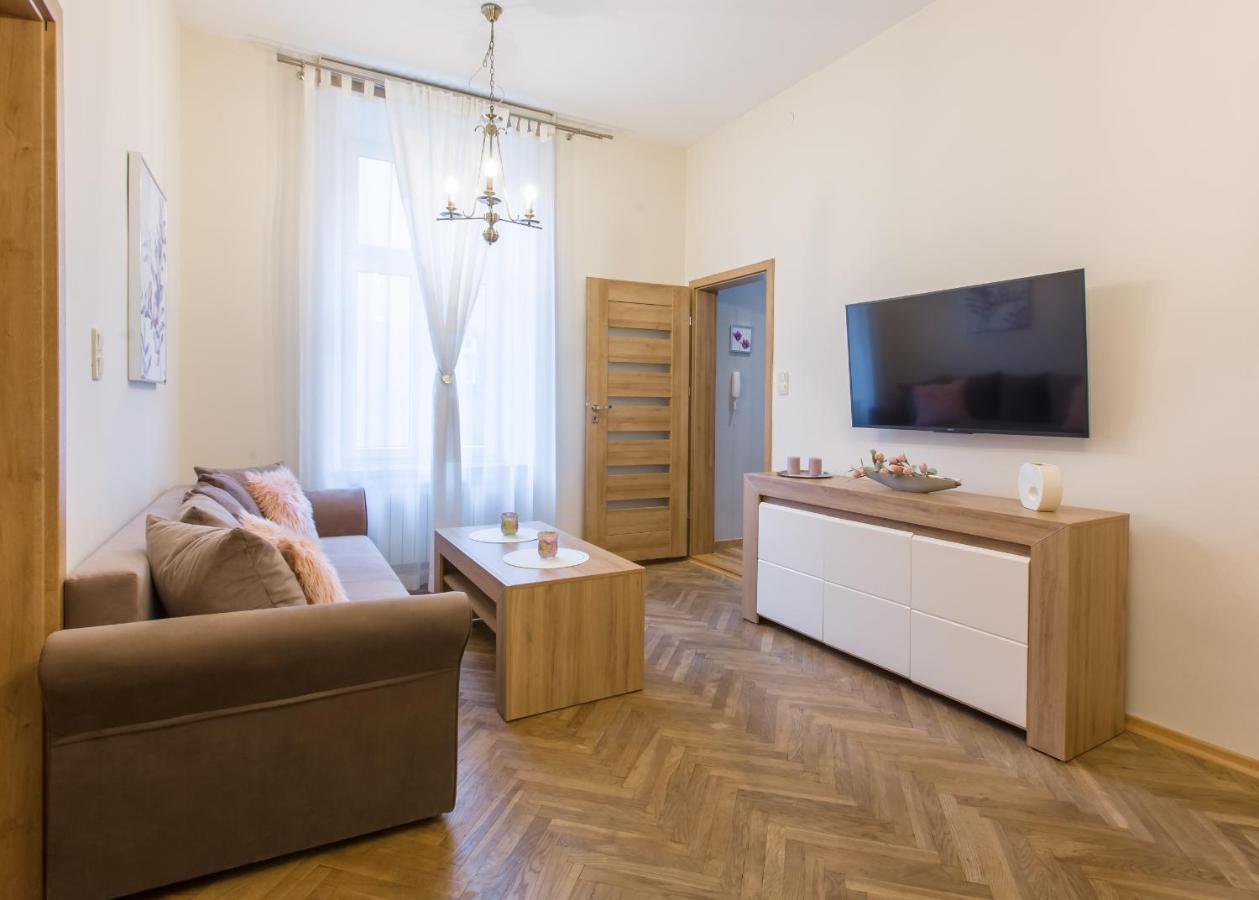 Ar Apartmán