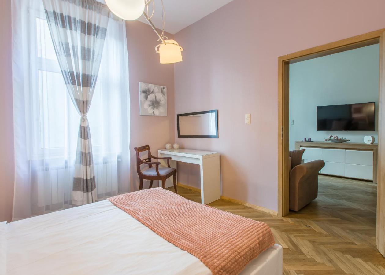 Ar Apartmán